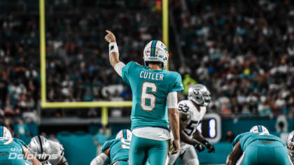 Carr leads Oakland to 27-24 win over Miami