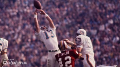 UGA, Miami Dolphins great Jake Scott dies at 75