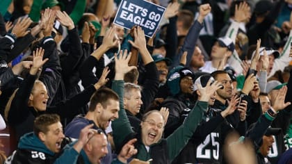 Philadelphia Eagles on X: Happy Holidays to #Eagles Fans