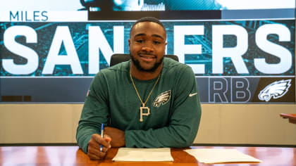 Dickinson State's Jay Liggins signs with Philadelphia Eagles