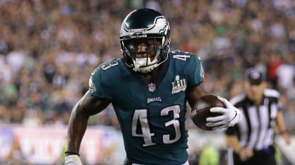 Should the Philadelphia Eagles retire Darren Sproles' number?