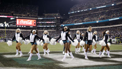 The Philadelphia Eagles win! See game day photos (and cheerleaders too) 