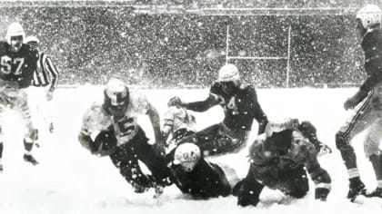 1948 UP Photo Type 2 Restrike-Philadelphia Eagles Steve Van Buren GREAT  SHOT