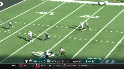 Highlight: TE Dallas Goedert catches for a 36-yard Touchdown