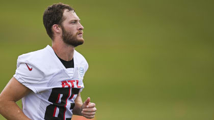 Atlanta Falcons wide receiver Jared Bernhardt (83) runs with the ball  against the New York Jets