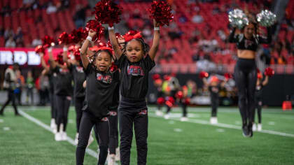 NFL Atlanta Falcons Toddler Girls' In the Spirit Cheer Set - 4T