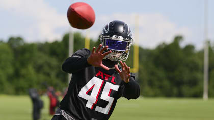 Rookies and veterans report for day 1 of Falcons training camp