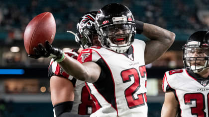 Atlanta Falcons Strangly Keep Six Running Backs on Roster