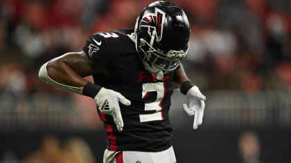 Atlanta Falcons LB Mykal Walker to Have Green Dot on Helmet