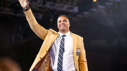 Tony Gonzalez's Pro Football Hall of Fame enshrinement weekend