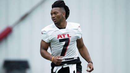 Falcons jersey number updates, from Bijan Robinson to Younghoe Koo - The  Falcoholic