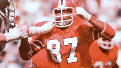 NFL Hall of Fame pass rusher, Atlanta Falcons star Claude Humphrey