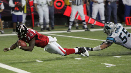 Mike Vick & Falcons Hold off Panthers Upset in Week 15, 2004