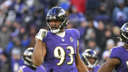 Baltimore Ravens defensive tackle Calais Campbell (93) takes to