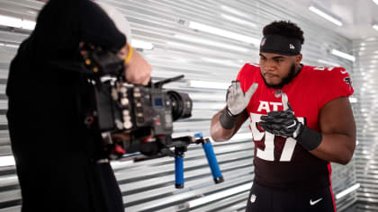 Helmet Stalker on X: The Atlanta Falcons have unveiled their new uniforms  along with updated helmets. The new helmets have satin-black shell, silver  coated facemasks, a 30% larger Falcon logo and updated