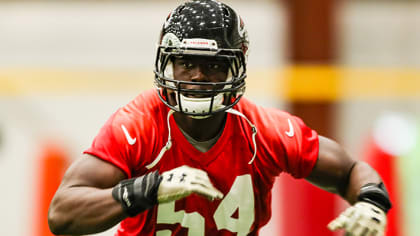 Deion Jones backs Falcons' Foye Oluokun promotion