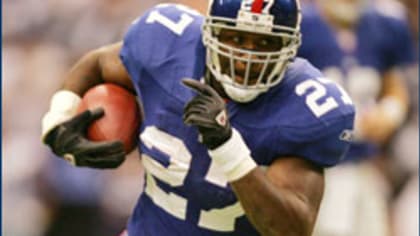 New York Giants' Brandon Jacobs retires from NFL