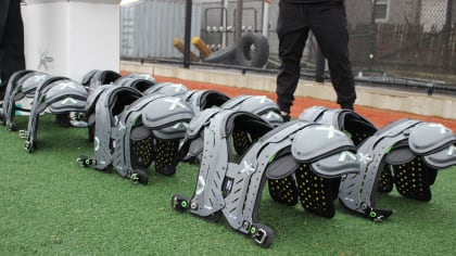 What Pros Wear: Odell Beckham Jr.'s Xtech Shoulder Pads - What Pros Wear