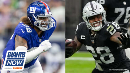 Las Vegas Raiders linebacker Denzel Perryman (52) in coverage during an NFL  football game against the New York Giants, Sunday, Nov. 7, 2021, in East  Rutherford. N.J. The New York Giants defeated