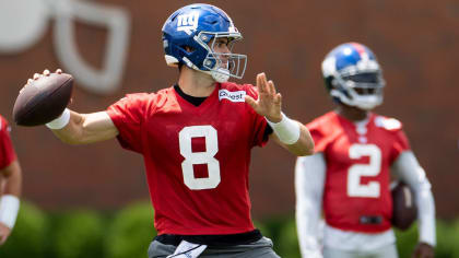 See It: Daniel Jones Looks Bigger After Intense Off-season Workout - Sports  Illustrated New York Giants News, Analysis and More