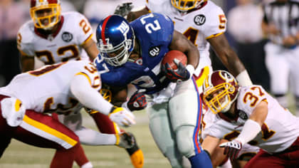 RB Brandon Jacobs No.27