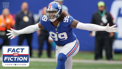 New York Giants defensive end Leonard Williams (99) reacts before an NFL  football game against the Washington Commanders on Sunday, Dec. 4, 2022, in  East Rutherford, N.J. (AP Photo/Adam Hunger Stock Photo - Alamy