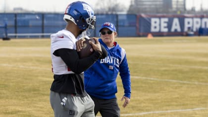 Giants' Brian Daboll honors Damar Hamlin with custom hat, offers prayers:  'He's a tremendous young man'