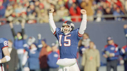 Giants legend Mark Bavaro reveals fight for his life