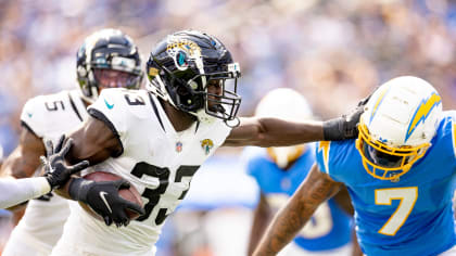 INGLEWOOD, CA - SEPTEMBER 25: Jacksonville Jaguars linebacker Foyesade  Oluokun (23) celebrates during the NFL regular season game between the  Jacksonville Jaguars and the Los Angeles Chargers on September 25, 2022, at