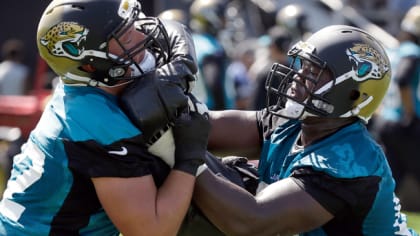 Kelvin Beachum signs with the Jacksonville Jaguars, could start at left  tackle