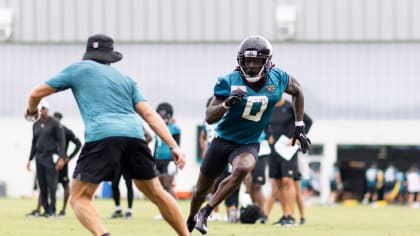 Jacksonville Jaguars tight end Gerrit Prince (86) gets set on offense  against the Detroit Lions during an NFL pre-season football game, Saturday,  Aug. 19, 2023, in Detroit. (AP Photo/Rick Osentoski Stock Photo 