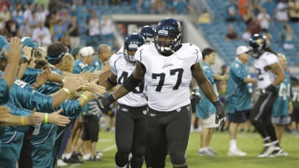 Former Jacksonville Jaguars guard passes away due to acute heart failure