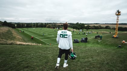 Gallery  Top Photos of the Jets Helmet in Iconic London Locations