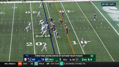 Highlight  Zach Wilson Finds Randall Cobb for a Shifty 12-Yard Gain in Red  Zone