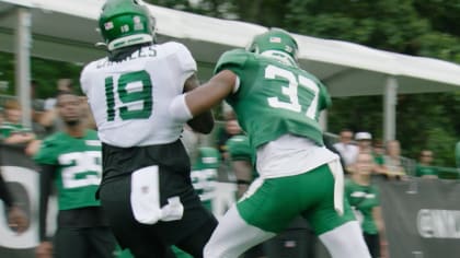 Jets-Bucs Practice Highlight  D.J. Reed Bats Down a Long Throw