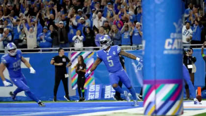 Lions vs. Vikings: Locker room celebration