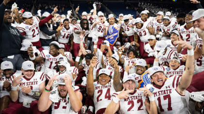 Ford Field - Facts, figures, pictures and more of the Quick Lane Bowl  stadium