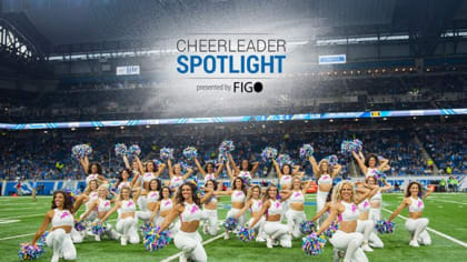 Dallas Cowboys Cheerleaders 2019 Gameday Performance