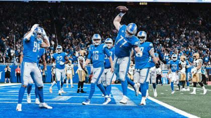 Detroit Lions tight end James Mitchell (82) is seen after an NFL football  game against the Dallas Cowboys, Sunday, Oct. 23, 2022, in Arlington,  Texas. Dallas won 24-6. (AP Photo/Brandon Wade Stock Photo - Alamy