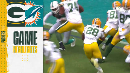 Packers at Dolphins Game Center  Green Bay Packers –