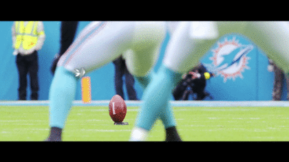 Miami Dolphins (10) Vs. Green Bay Packers (10) First-second Quarter Break  GIF - Nfl National football league Football league - Discover & Share GIFs