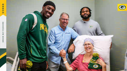 Packers players visited patients and families at Children's Wisconsin