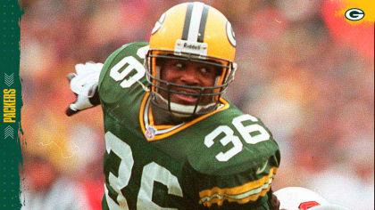 Vignette: LeRoy Butler's name going up at Lambeau