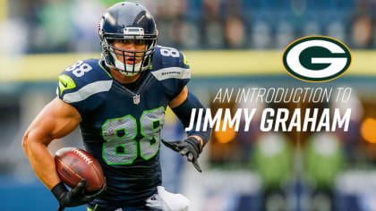 MLB - Green Bay Packers TE, Jimmy Graham, is coming for costume of the  year! 😂 (via Jimmy Graham)
