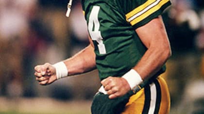 Green Bay will honor Brett Favre by retiring his jersey No. 4