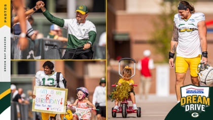 Photos: Players and fans bike to Packers training camp practice