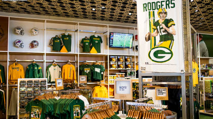 Packers Pro Shop Online Tent Sale to continue this year