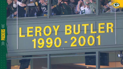 LeRoy Butler gets his gold jacket, ready for the Hall of Fame