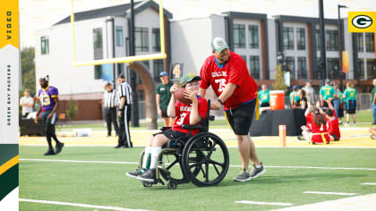 Campaign launch: Packers, Fleet Farm kick off 'Salute to Service'