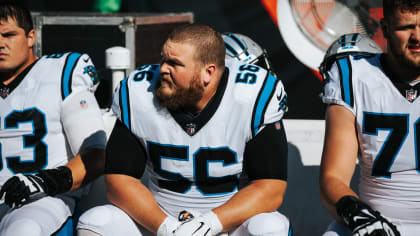 Panthers agree to terms with center Bradley Bozeman